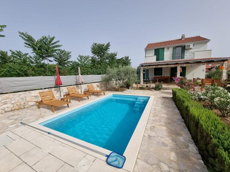 Villa Kuca Za Odmor Dijana à Gornje Selo Extérieur photo