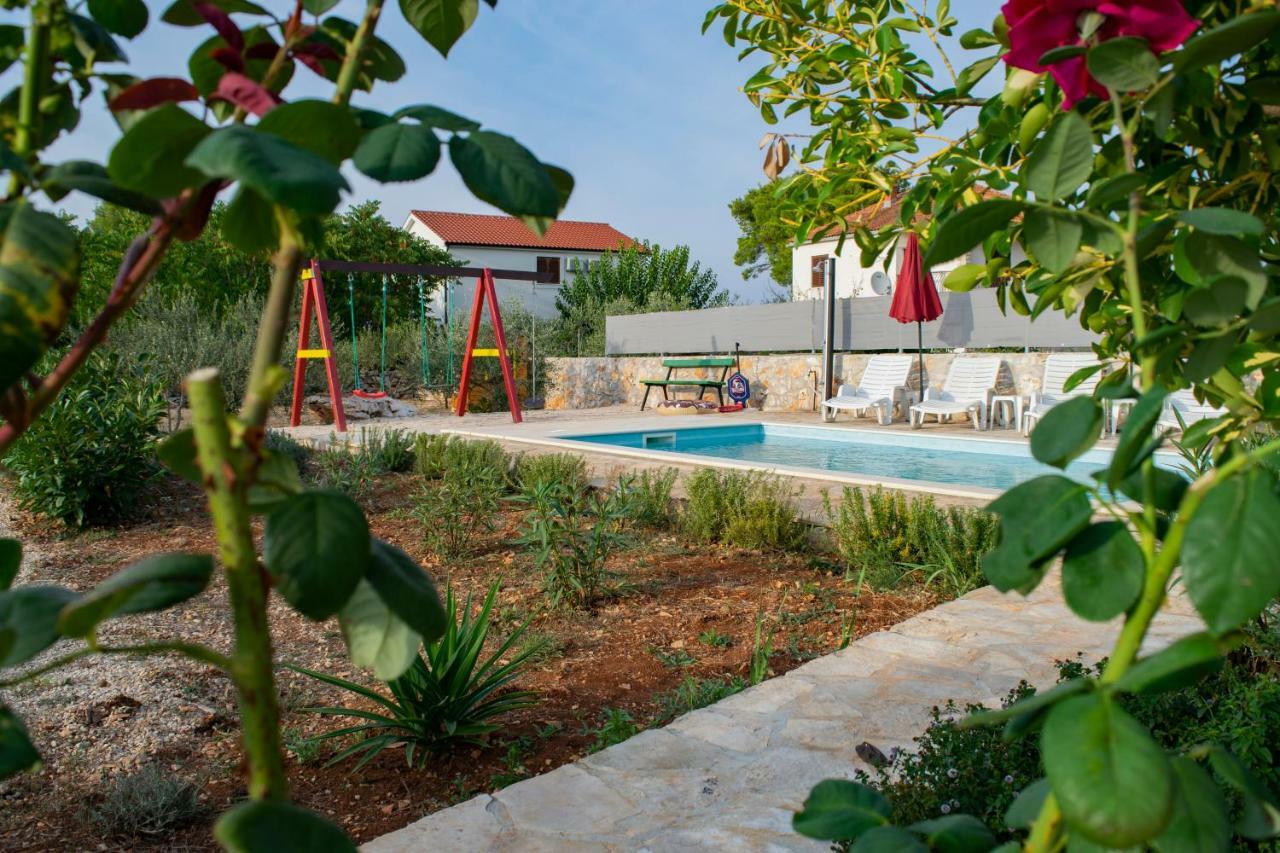 Villa Kuca Za Odmor Dijana à Gornje Selo Extérieur photo