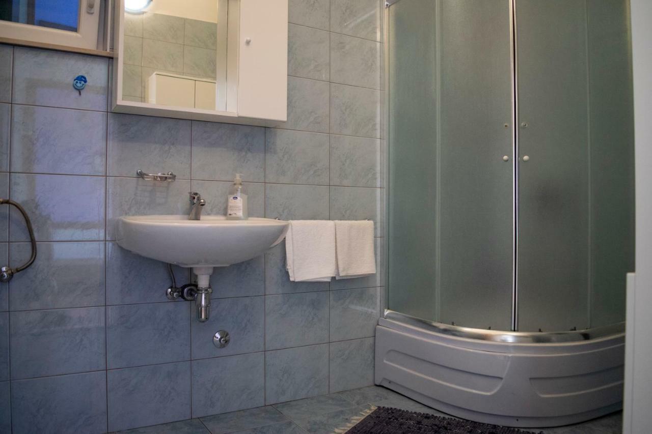 Villa Kuca Za Odmor Dijana à Gornje Selo Extérieur photo
